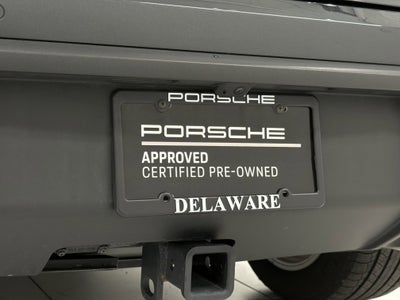 2025 Porsche Macan Base