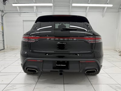 2025 Porsche Macan Base