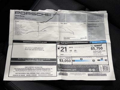 2025 Porsche Macan Base