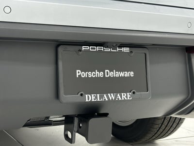 2025 Porsche Macan Base