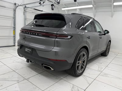2025 Porsche Cayenne AWD