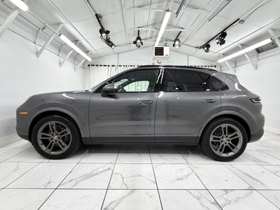 2025 Porsche Cayenne AWD