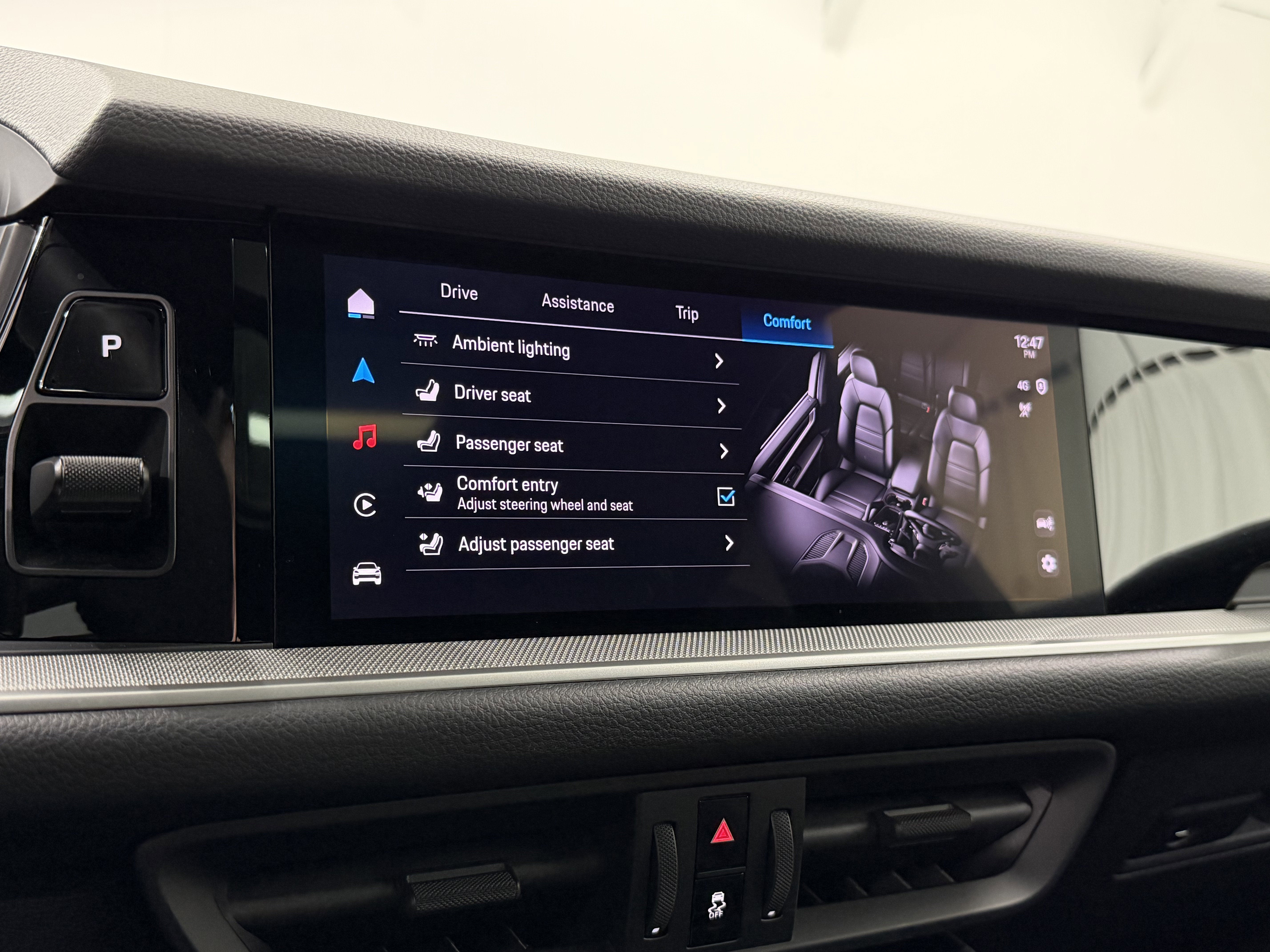 2025 Porsche Cayenne AWD