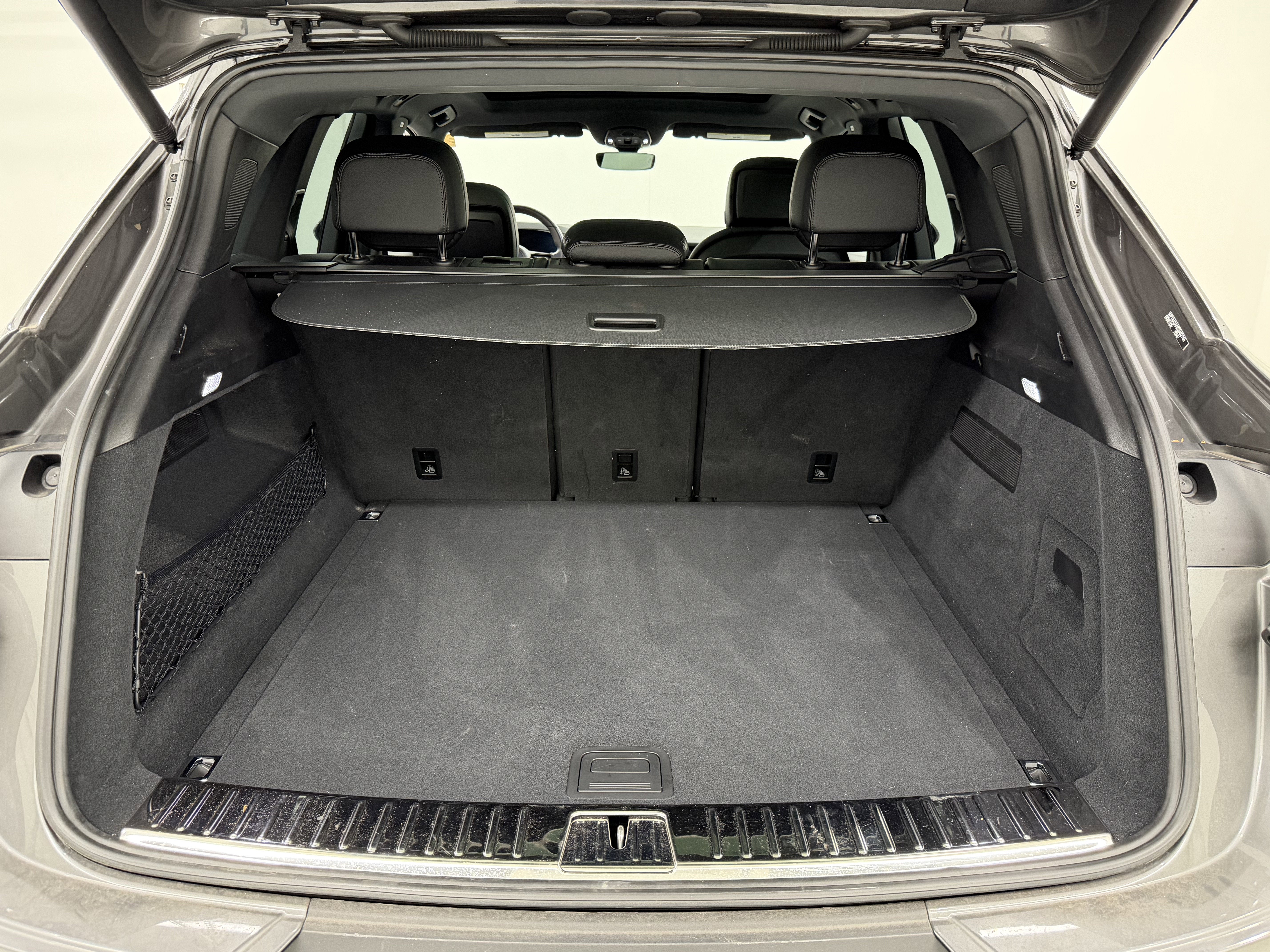 2025 Porsche Cayenne AWD