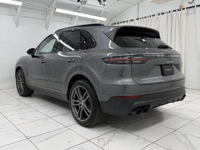 2023 Porsche Cayenne Base