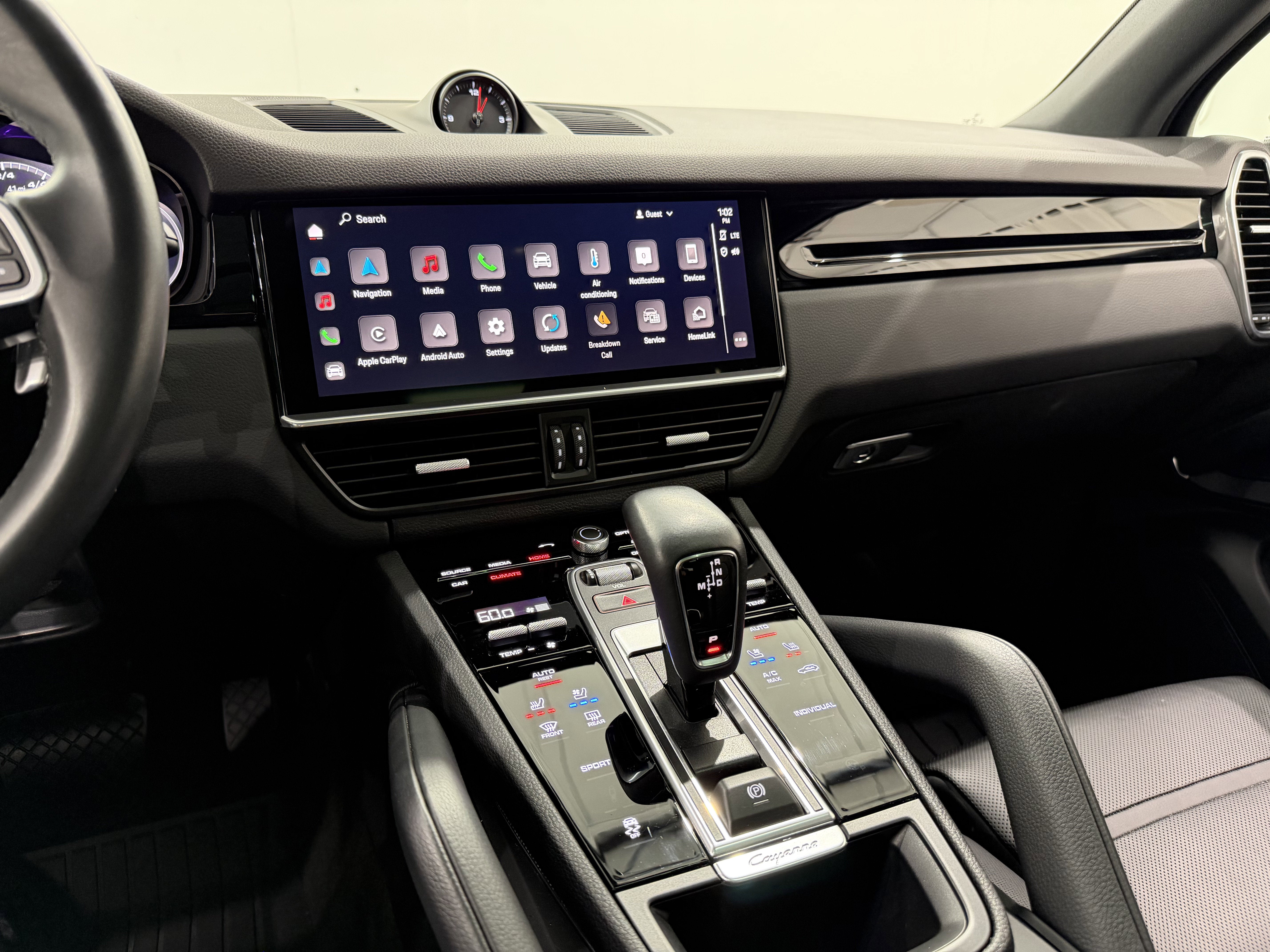 2023 Porsche Cayenne Base