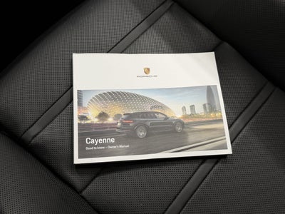 2023 Porsche Cayenne Base