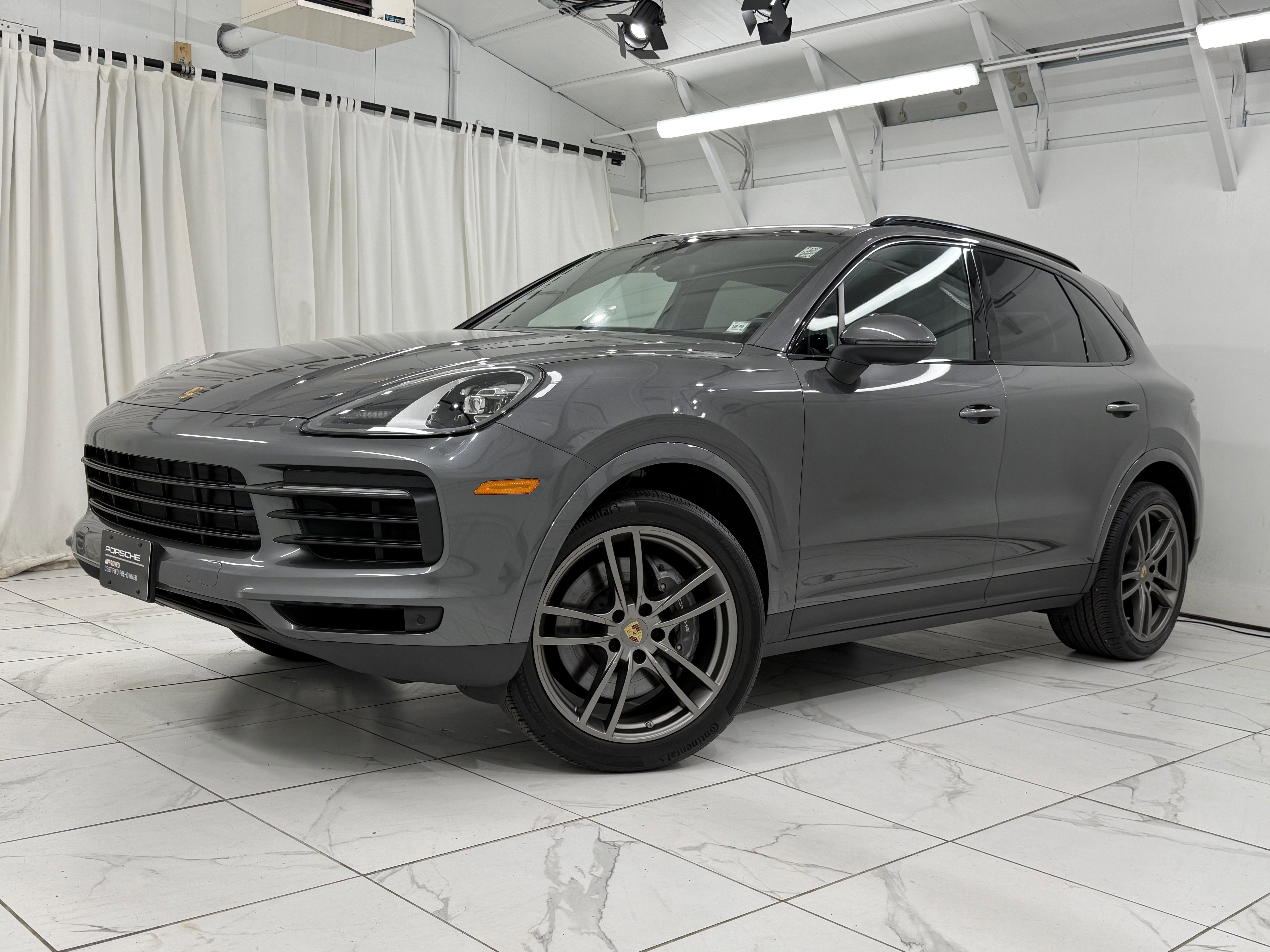2023 Porsche Cayenne Base