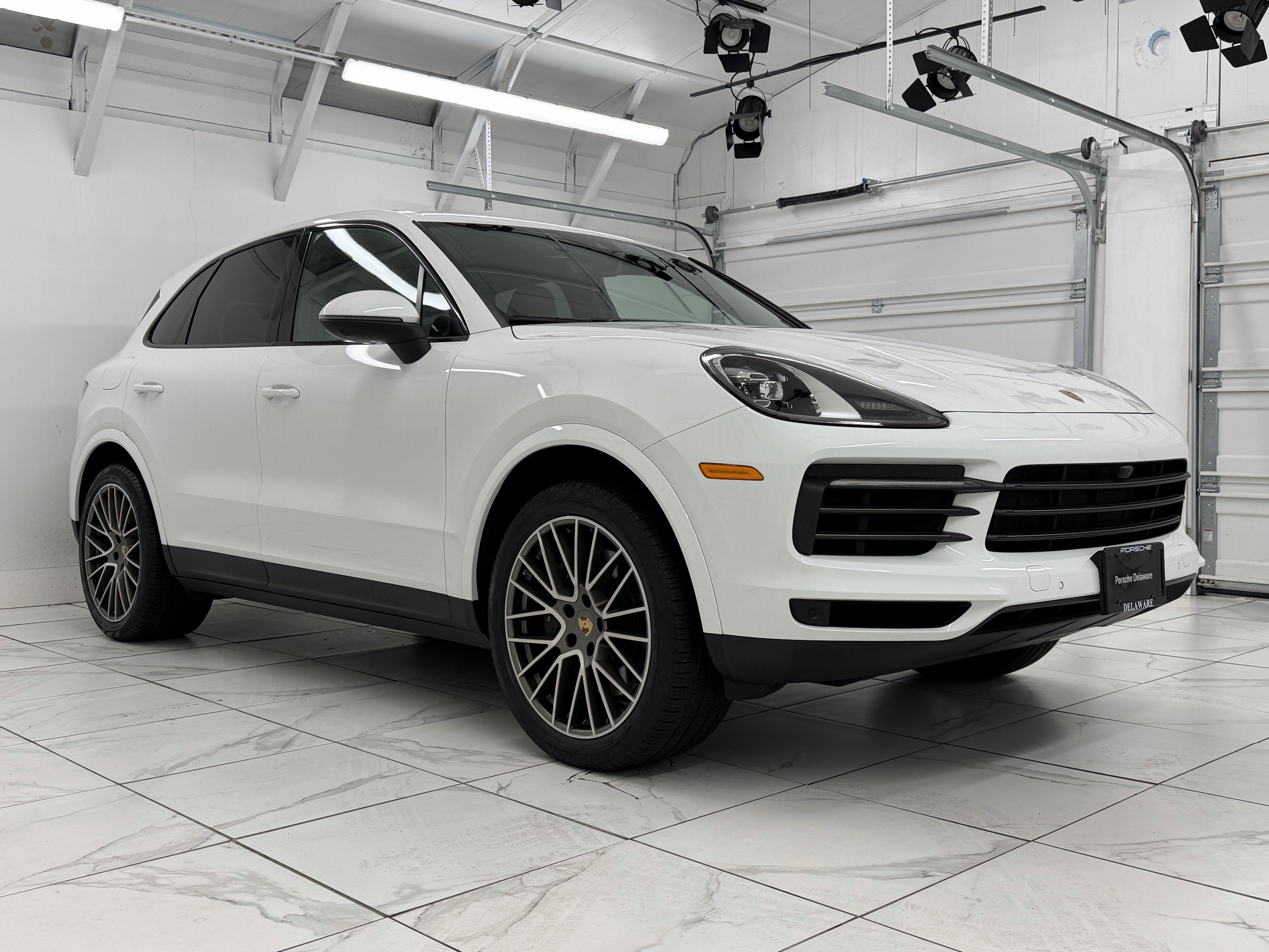 2023 Porsche Cayenne Platinum Edition