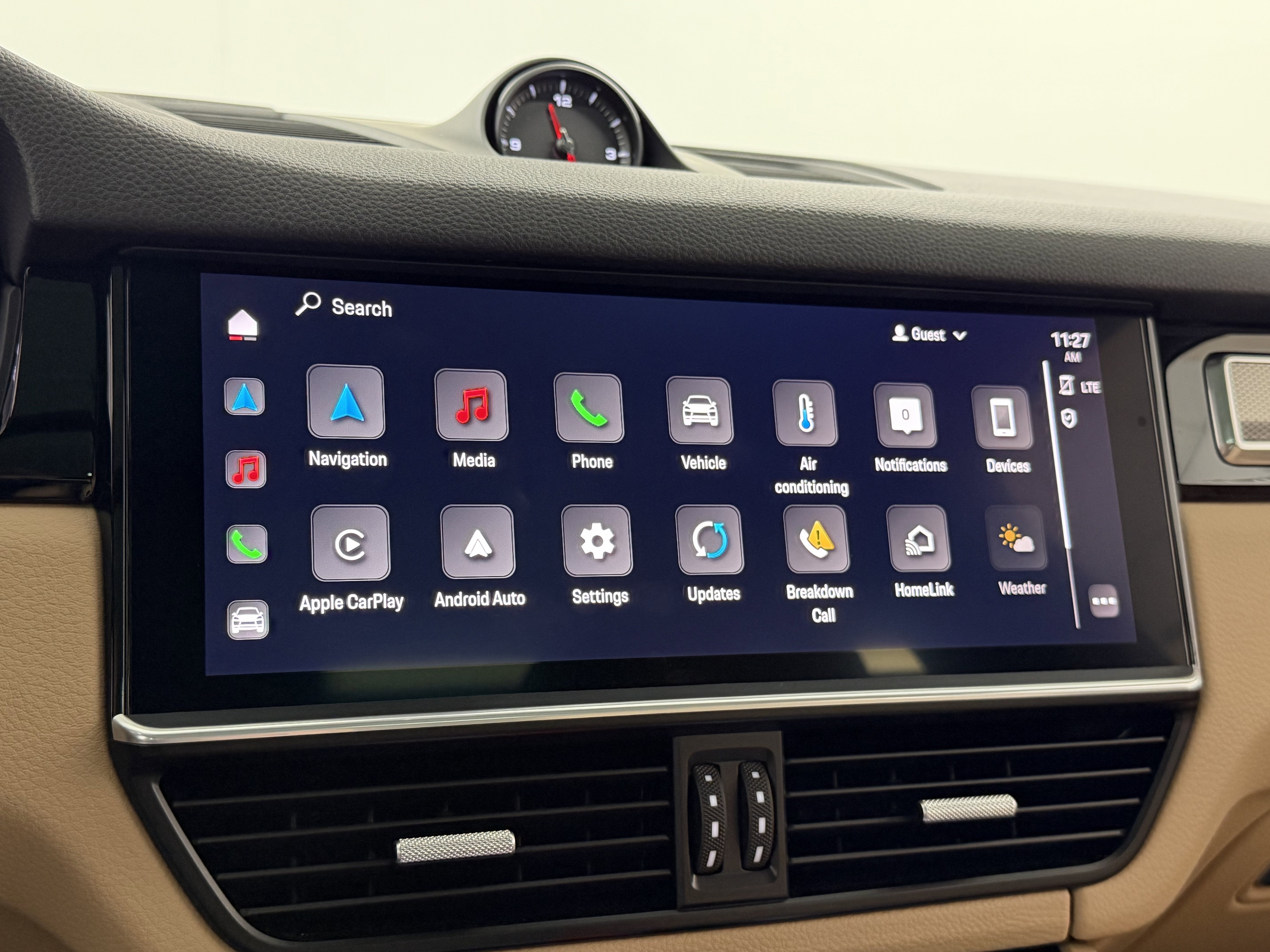 2023 Porsche Cayenne Platinum Edition