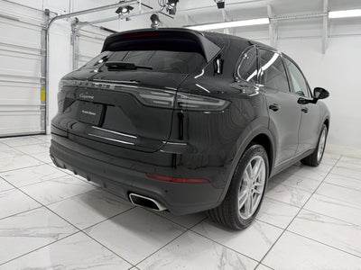 2023 Porsche Cayenne Base