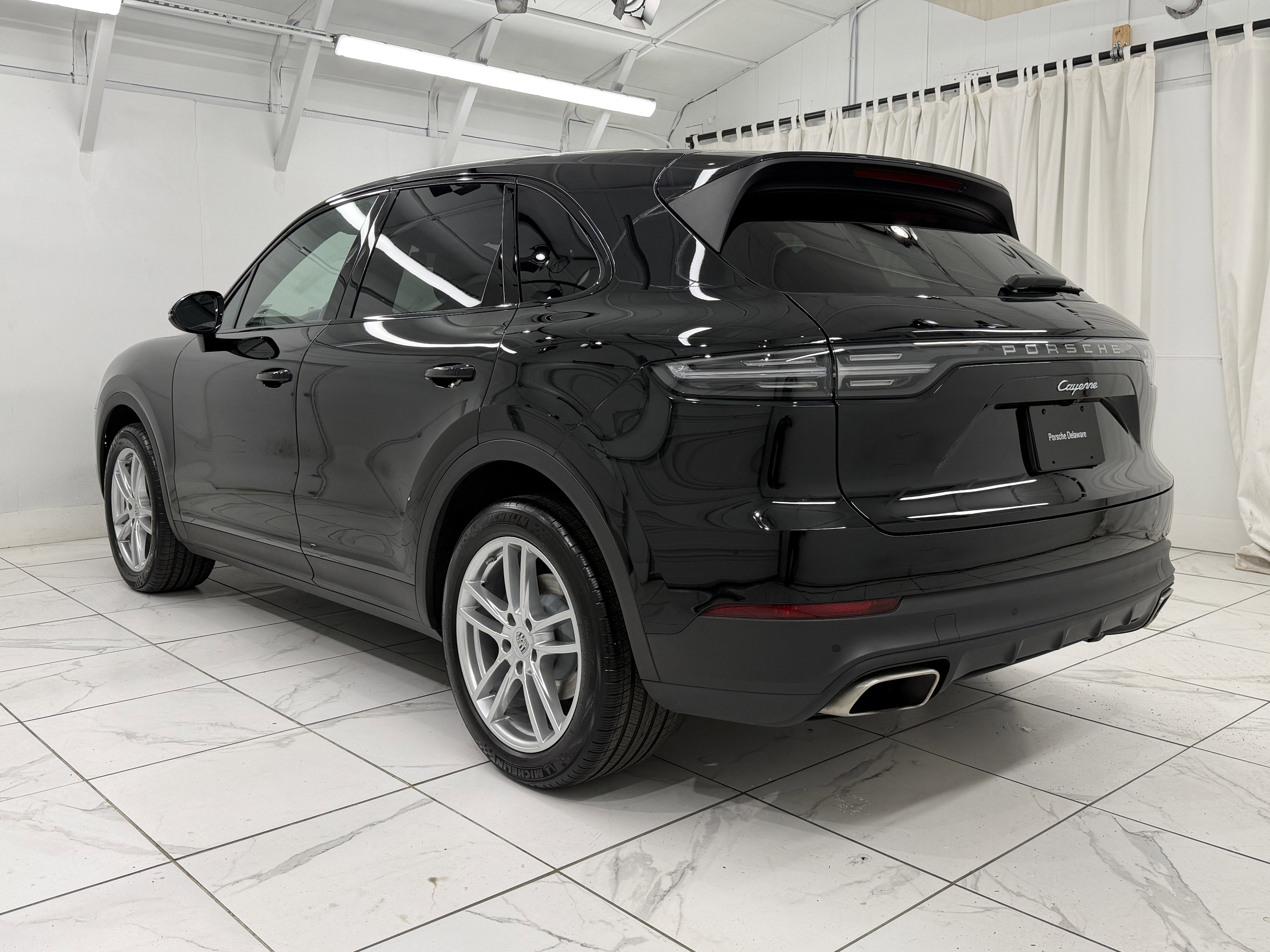2023 Porsche Cayenne Base
