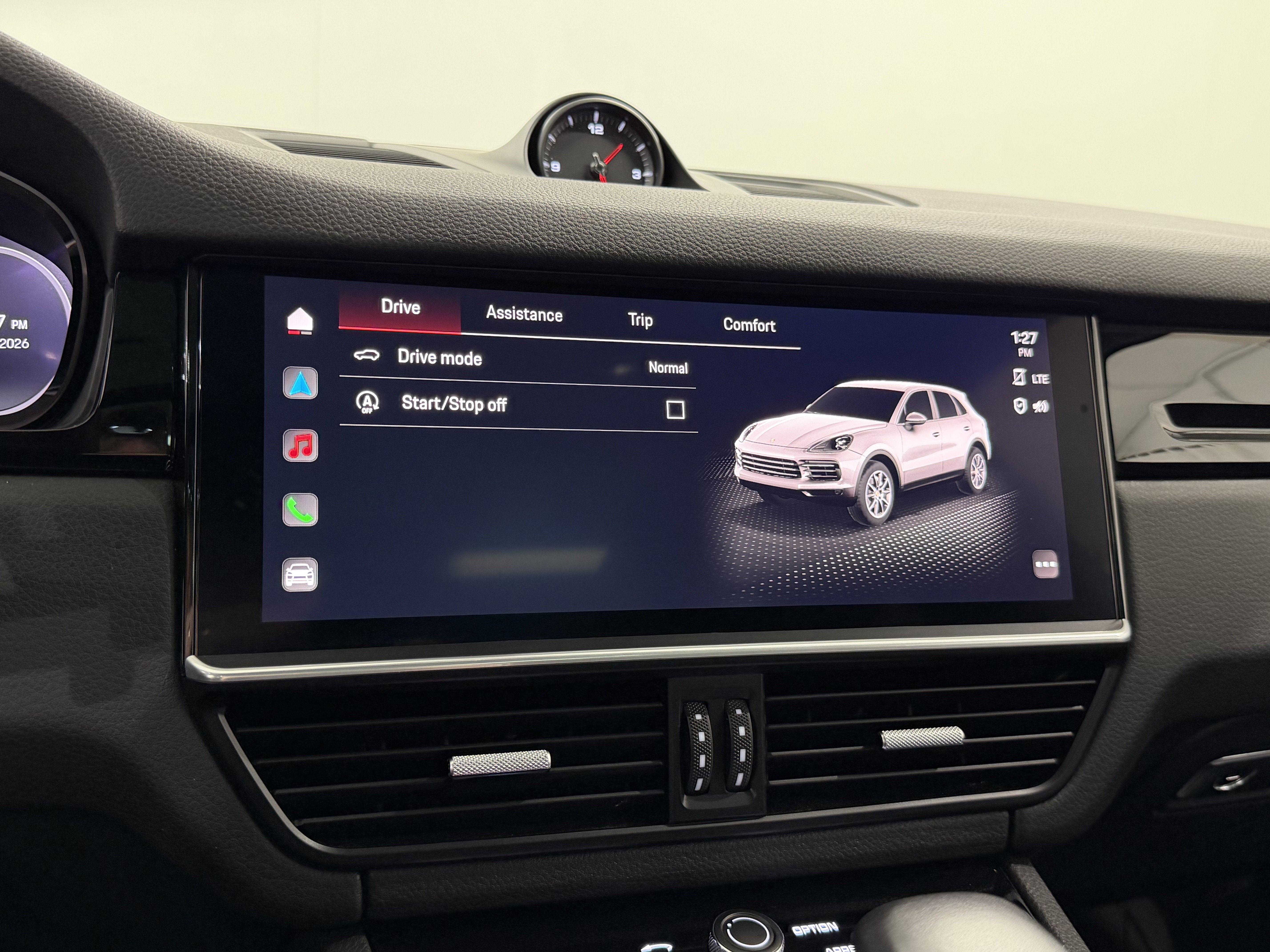 2023 Porsche Cayenne Base