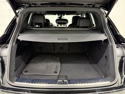 2023 Porsche Cayenne Base