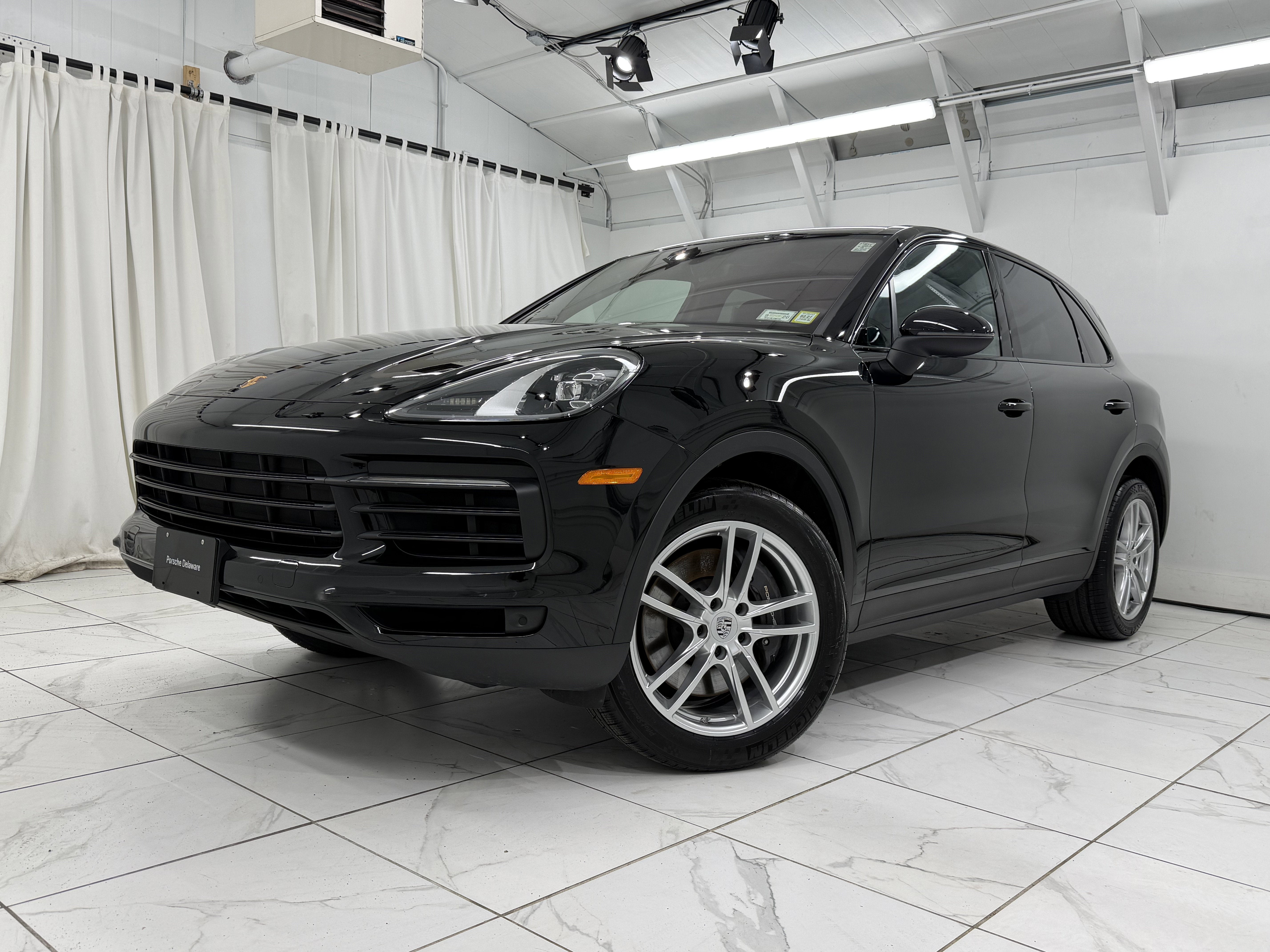 2023 Porsche Cayenne Base
