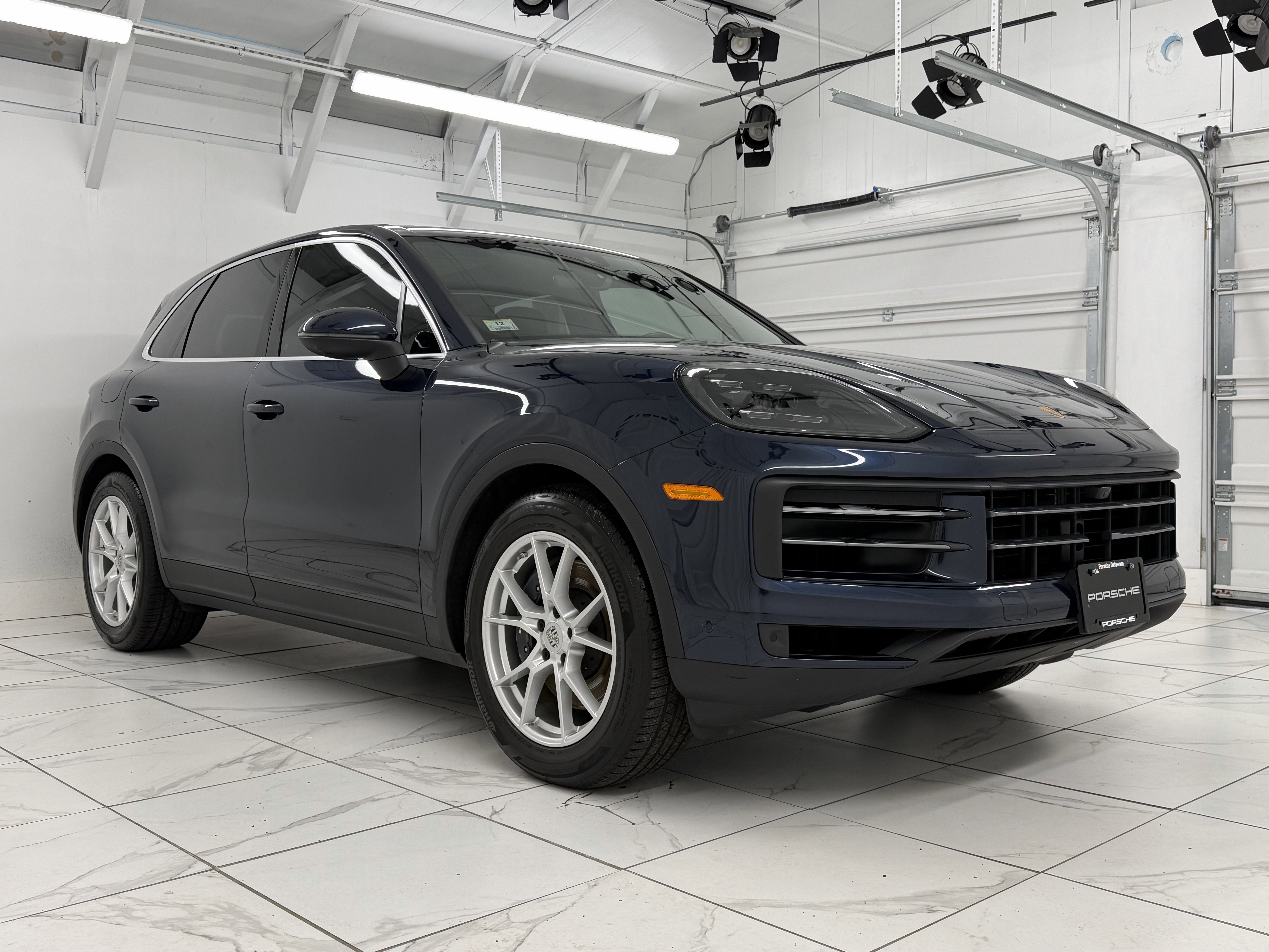 2024 Porsche Cayenne AWD