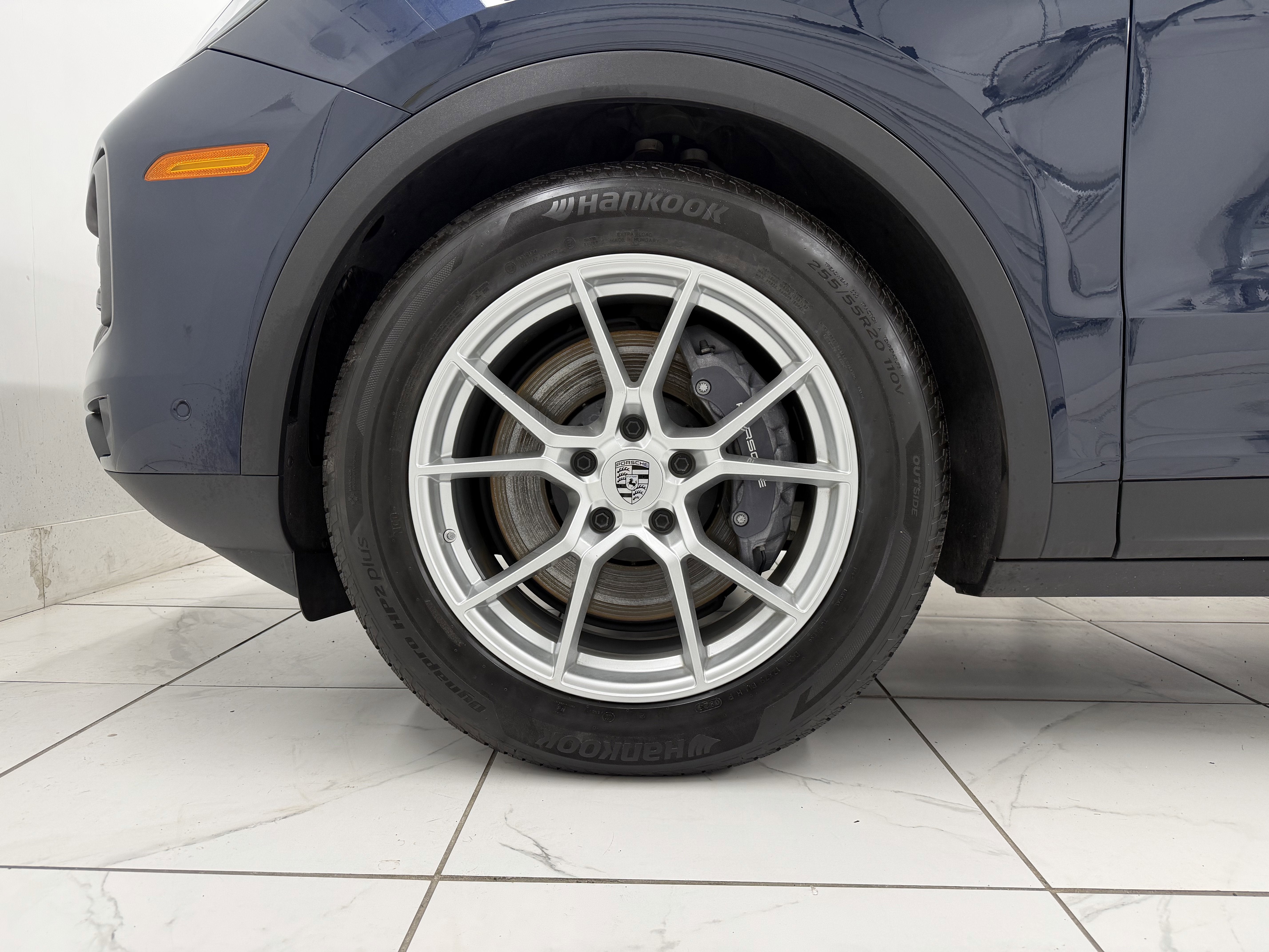 2024 Porsche Cayenne AWD