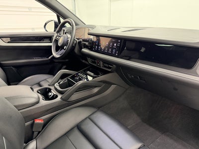 2024 Porsche Cayenne AWD