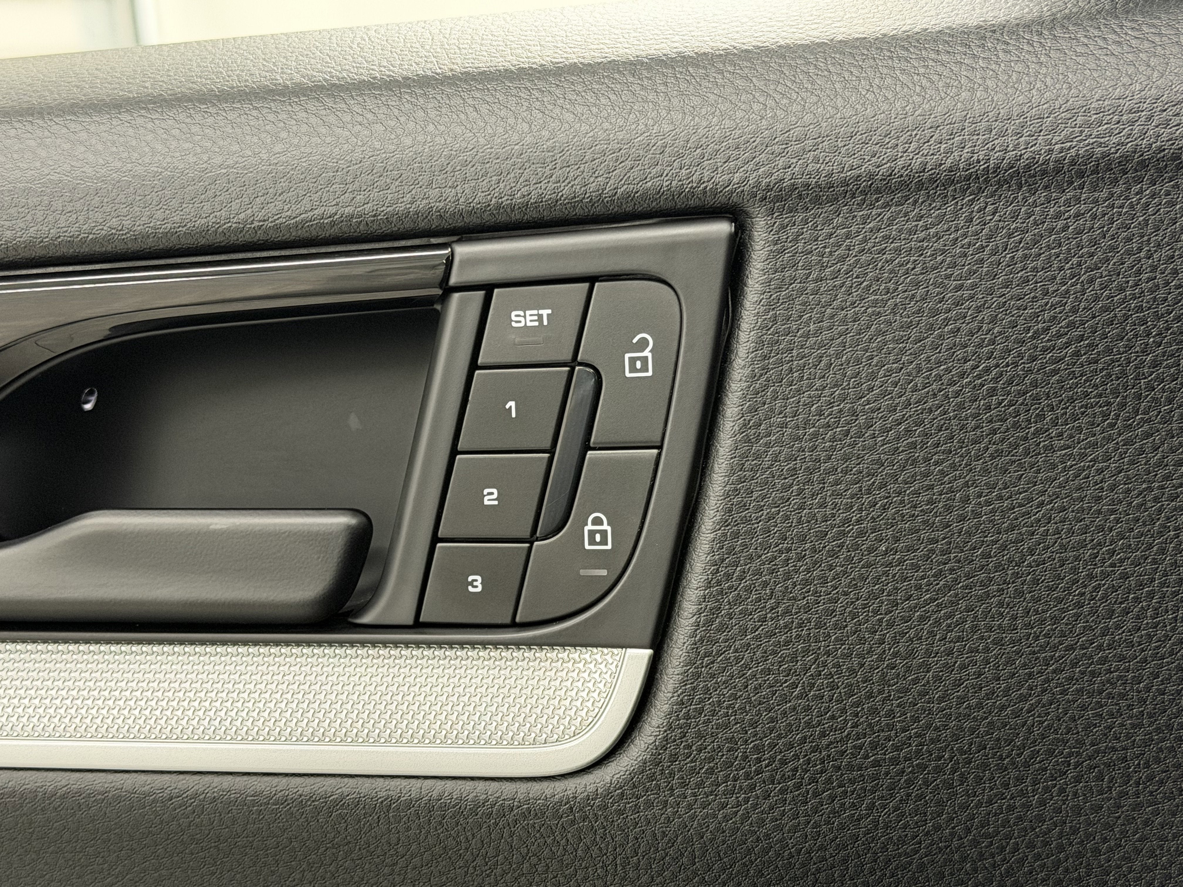 2024 Porsche Cayenne AWD