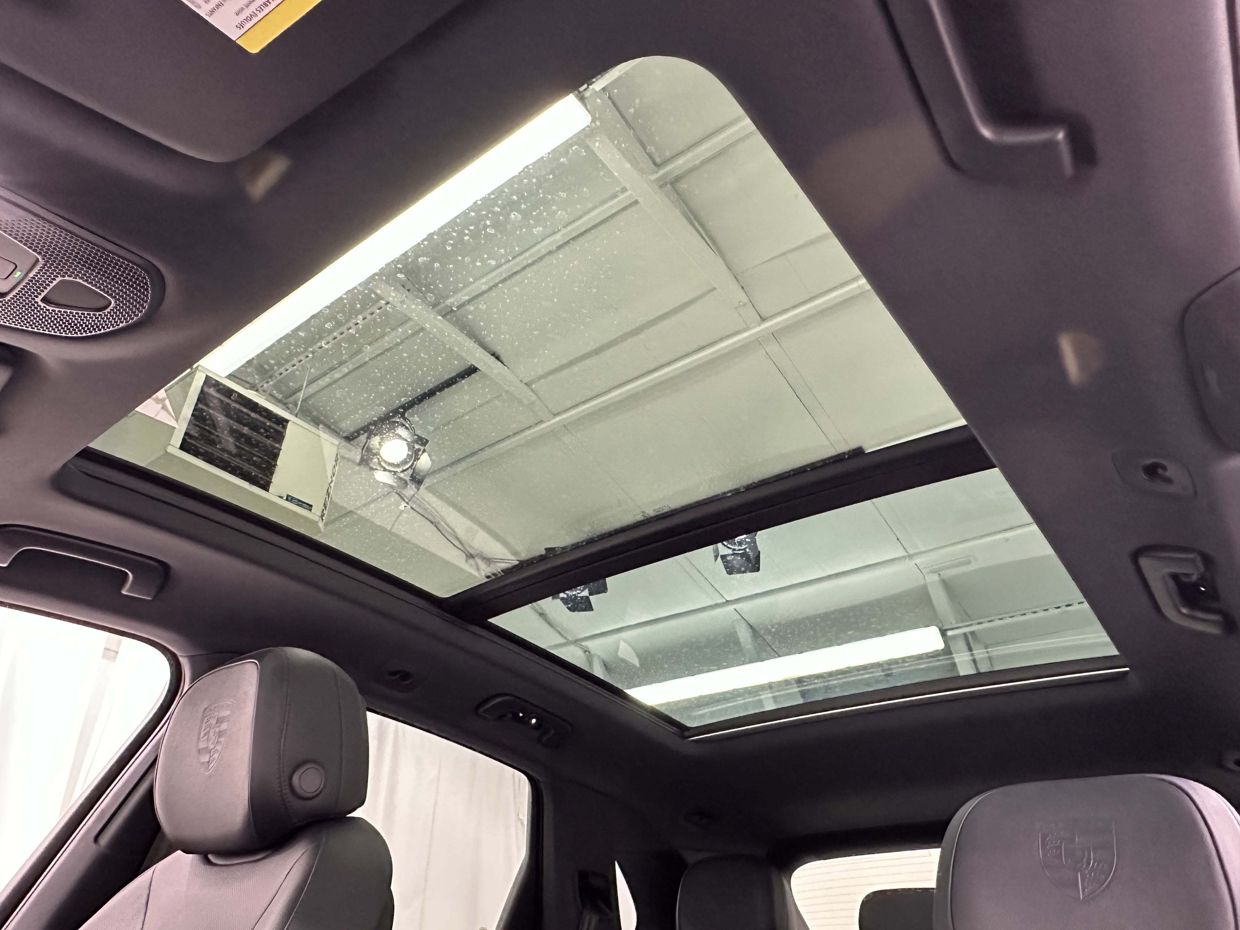 2025 Porsche Cayenne AWD