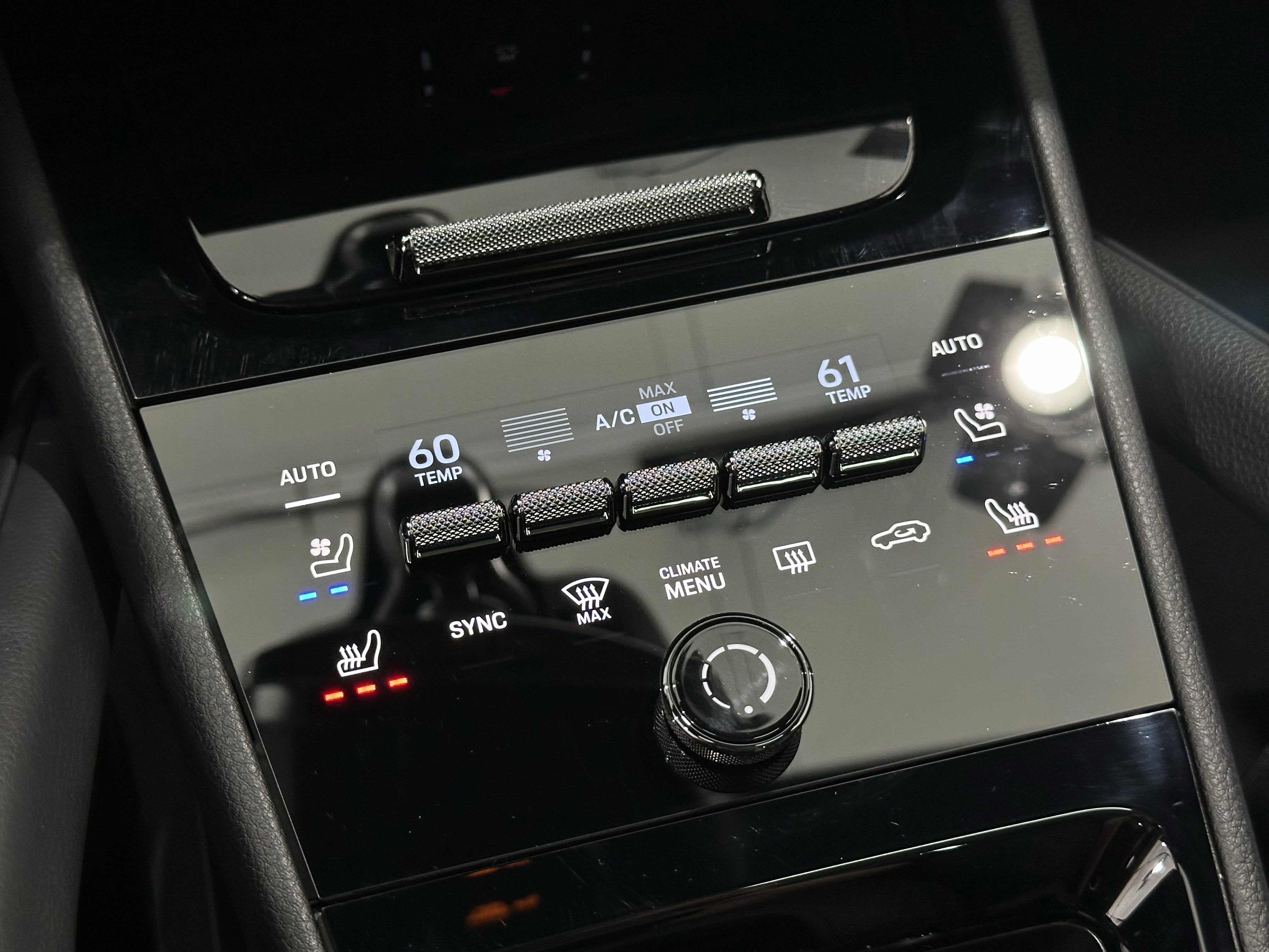 2025 Porsche Cayenne AWD