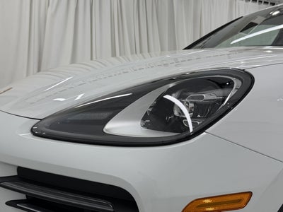 2023 Porsche Cayenne Base