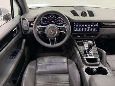 2023 Porsche Cayenne Base