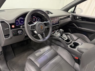 2023 Porsche Cayenne Base