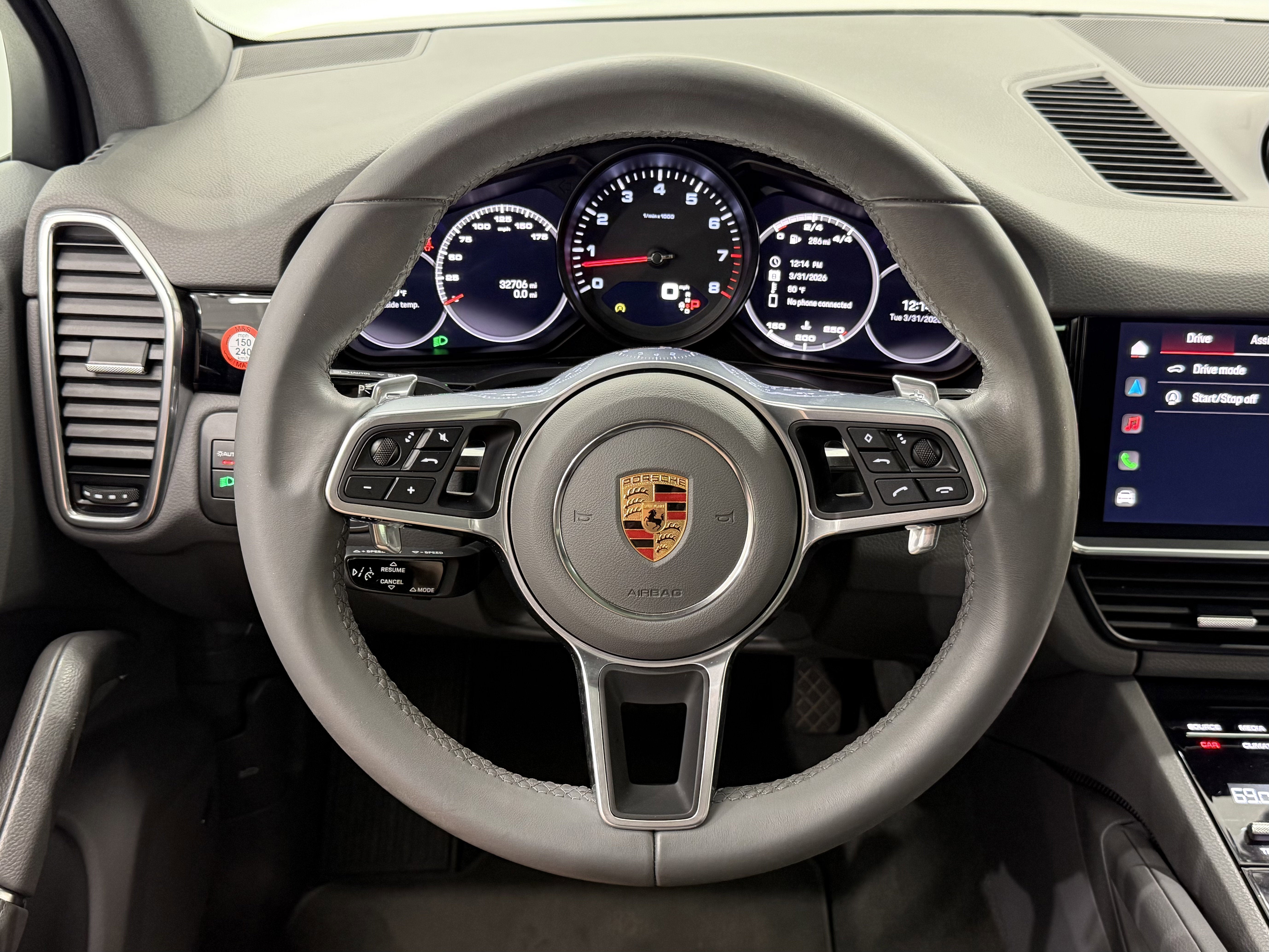 2023 Porsche Cayenne Base