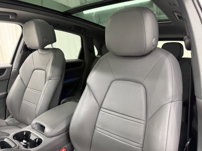 2023 Porsche Cayenne Base