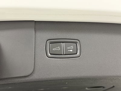 2023 Porsche Cayenne Base