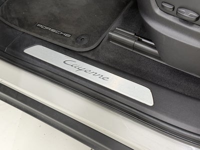 2023 Porsche Cayenne Base