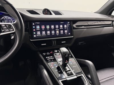 2023 Porsche Cayenne Base