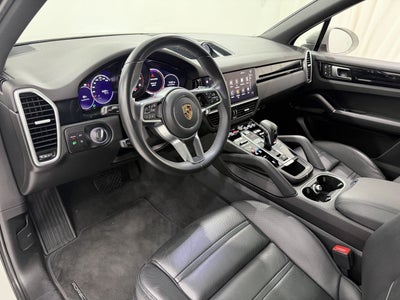 2023 Porsche Cayenne Base