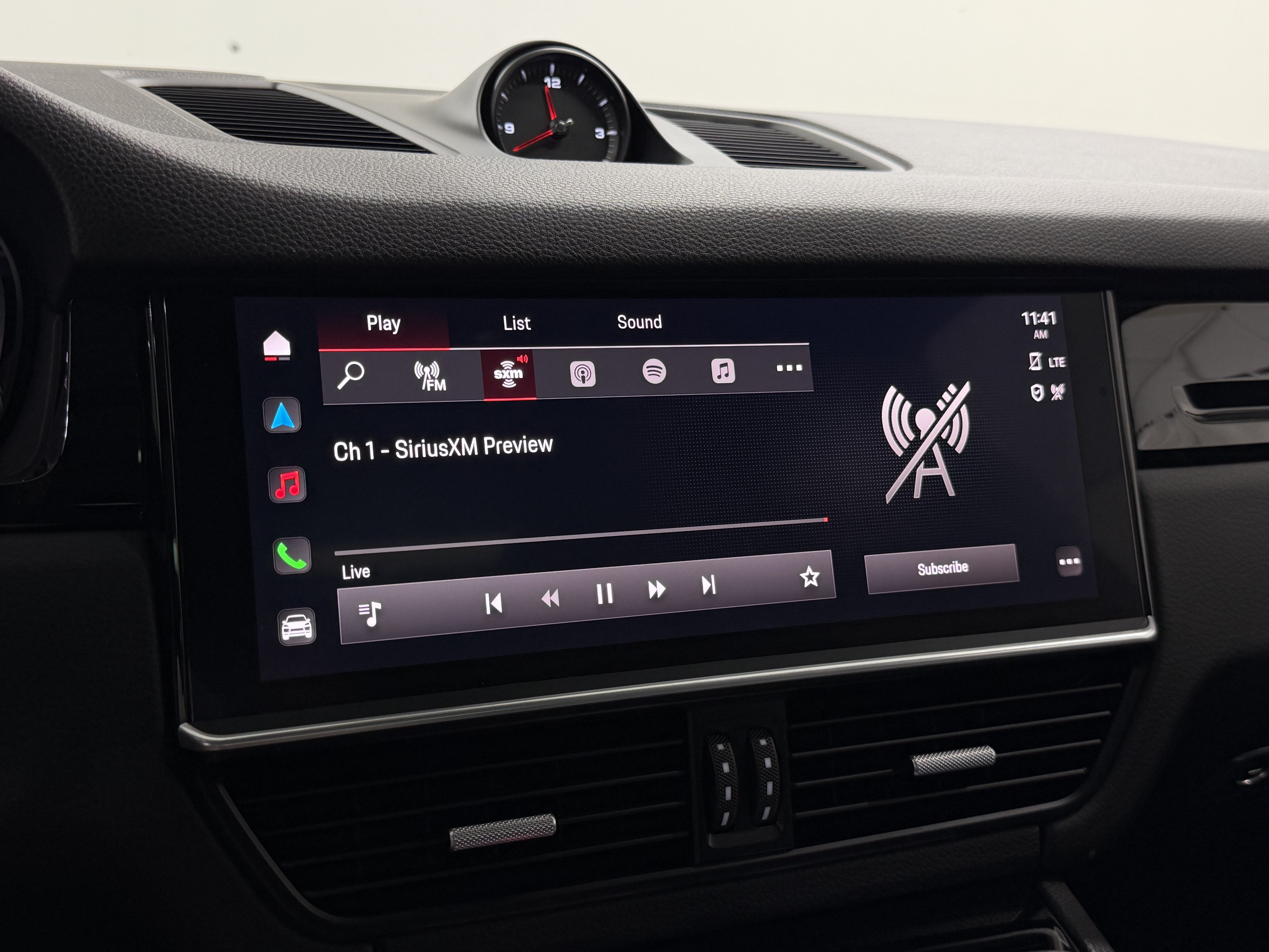 2023 Porsche Cayenne Base