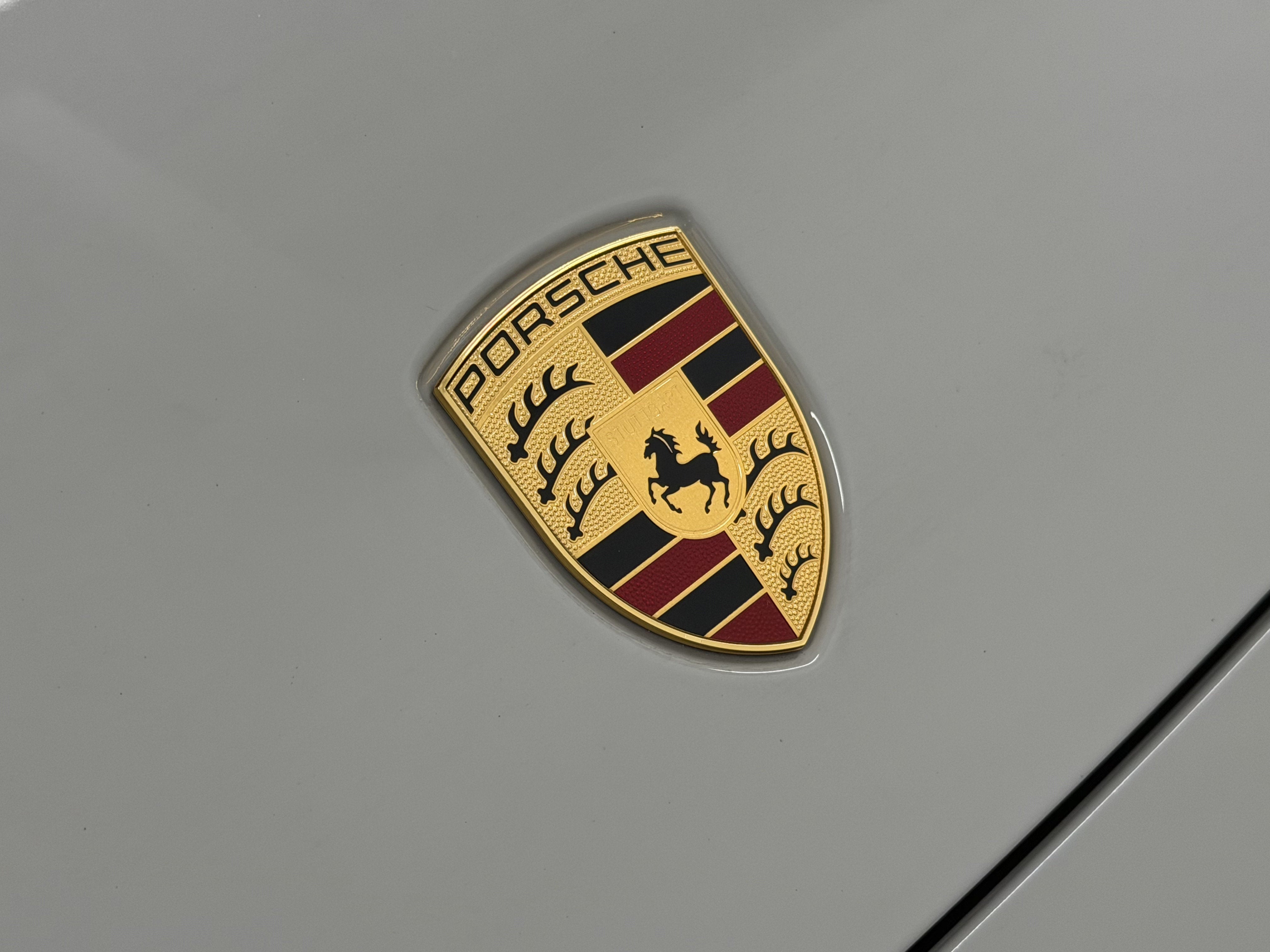 2023 Porsche Cayenne Base