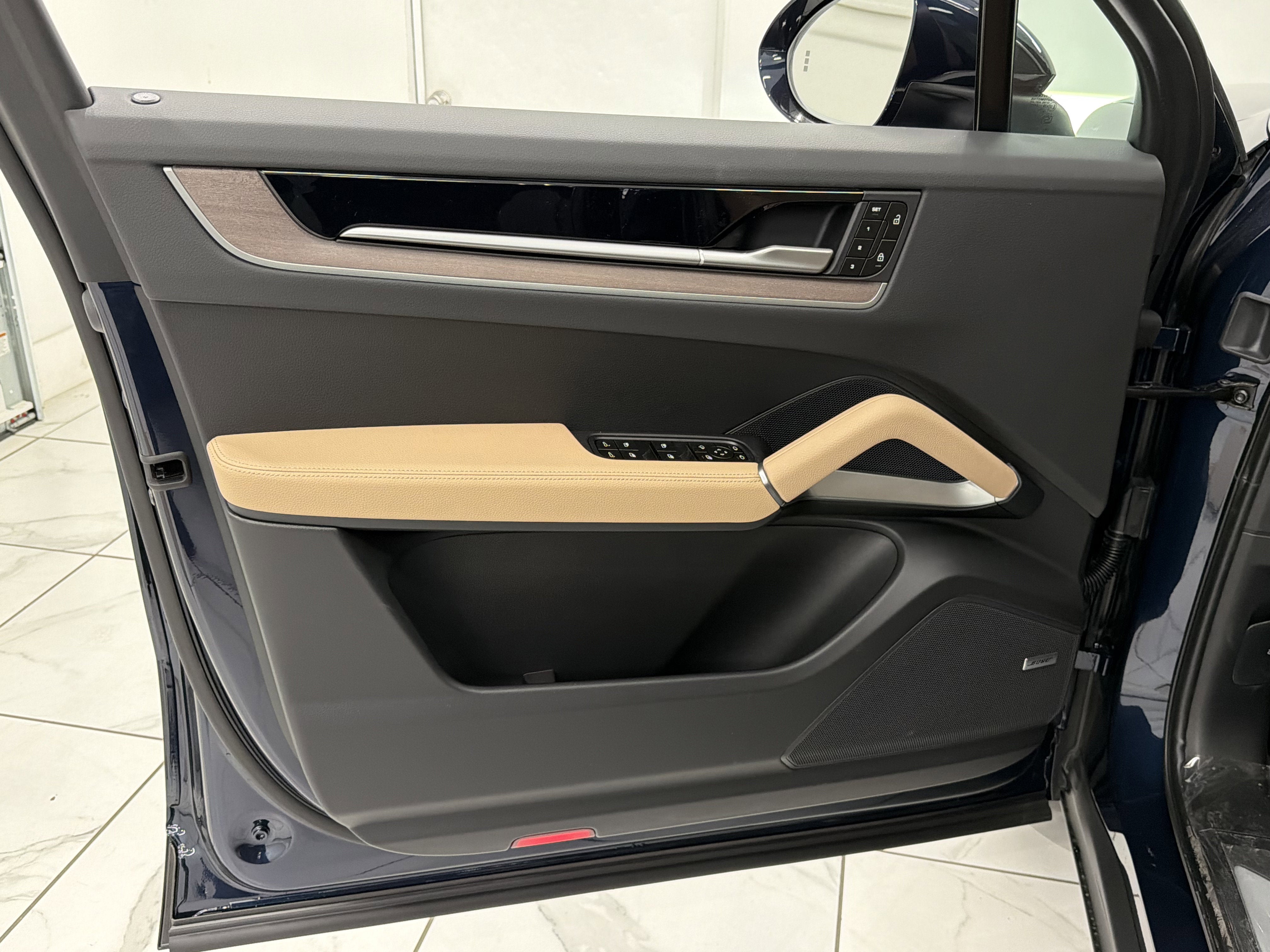 2026 Porsche Cayenne AWD