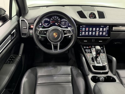 2023 Porsche Cayenne Platinum Edition