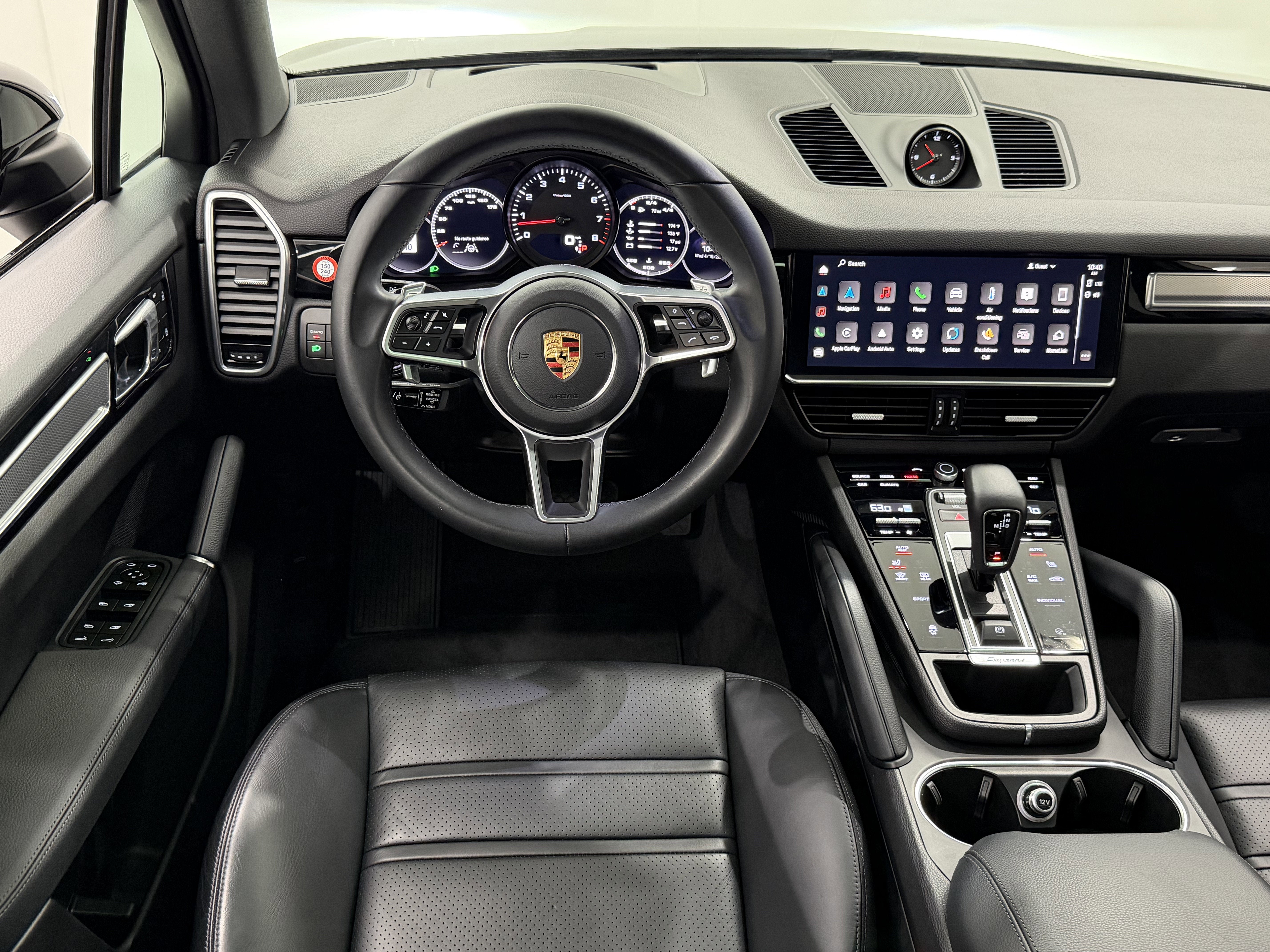 2023 Porsche Cayenne Platinum Edition
