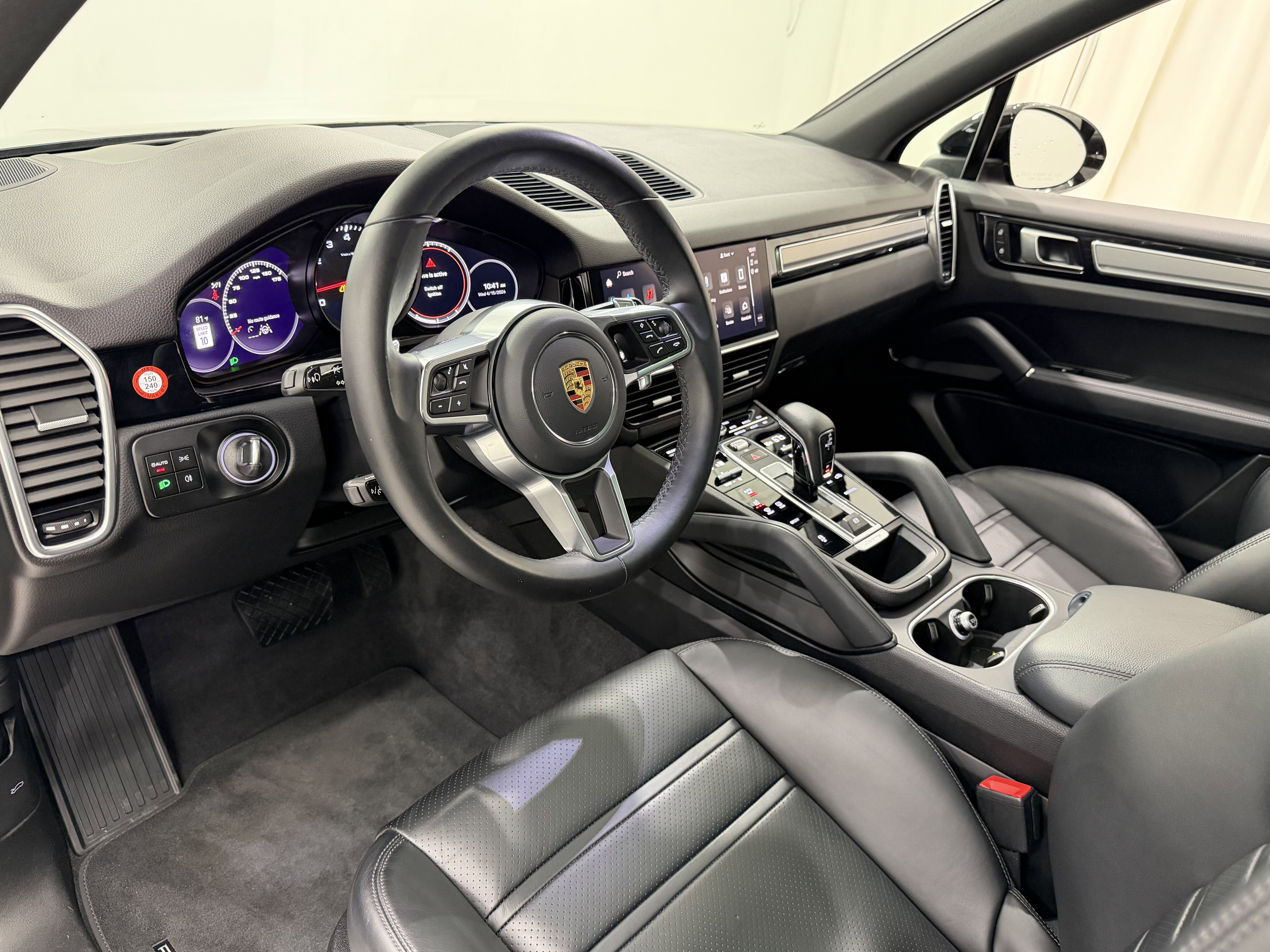 2023 Porsche Cayenne Platinum Edition