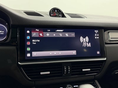 2023 Porsche Cayenne Platinum Edition