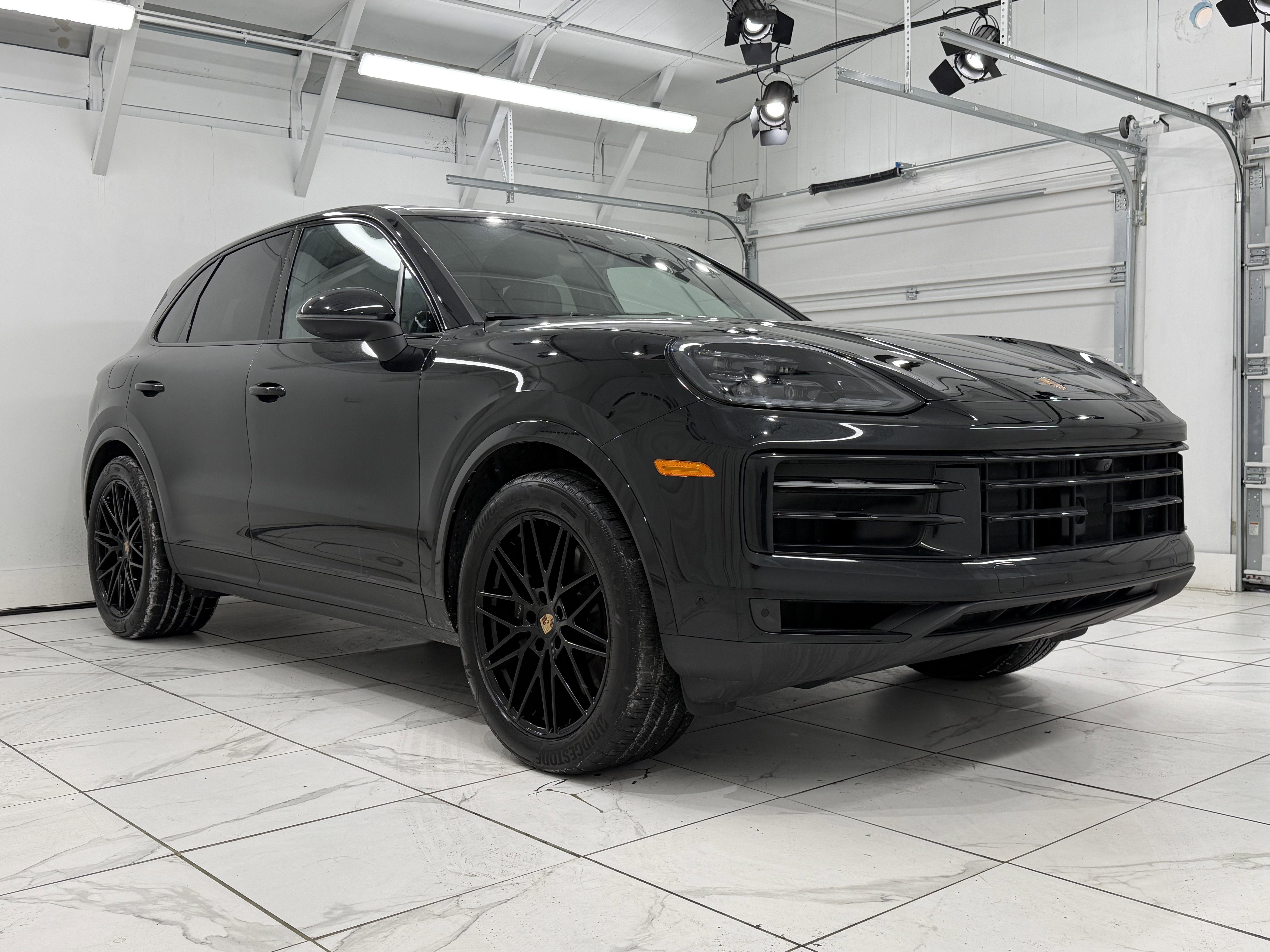 2025 Porsche Cayenne AWD