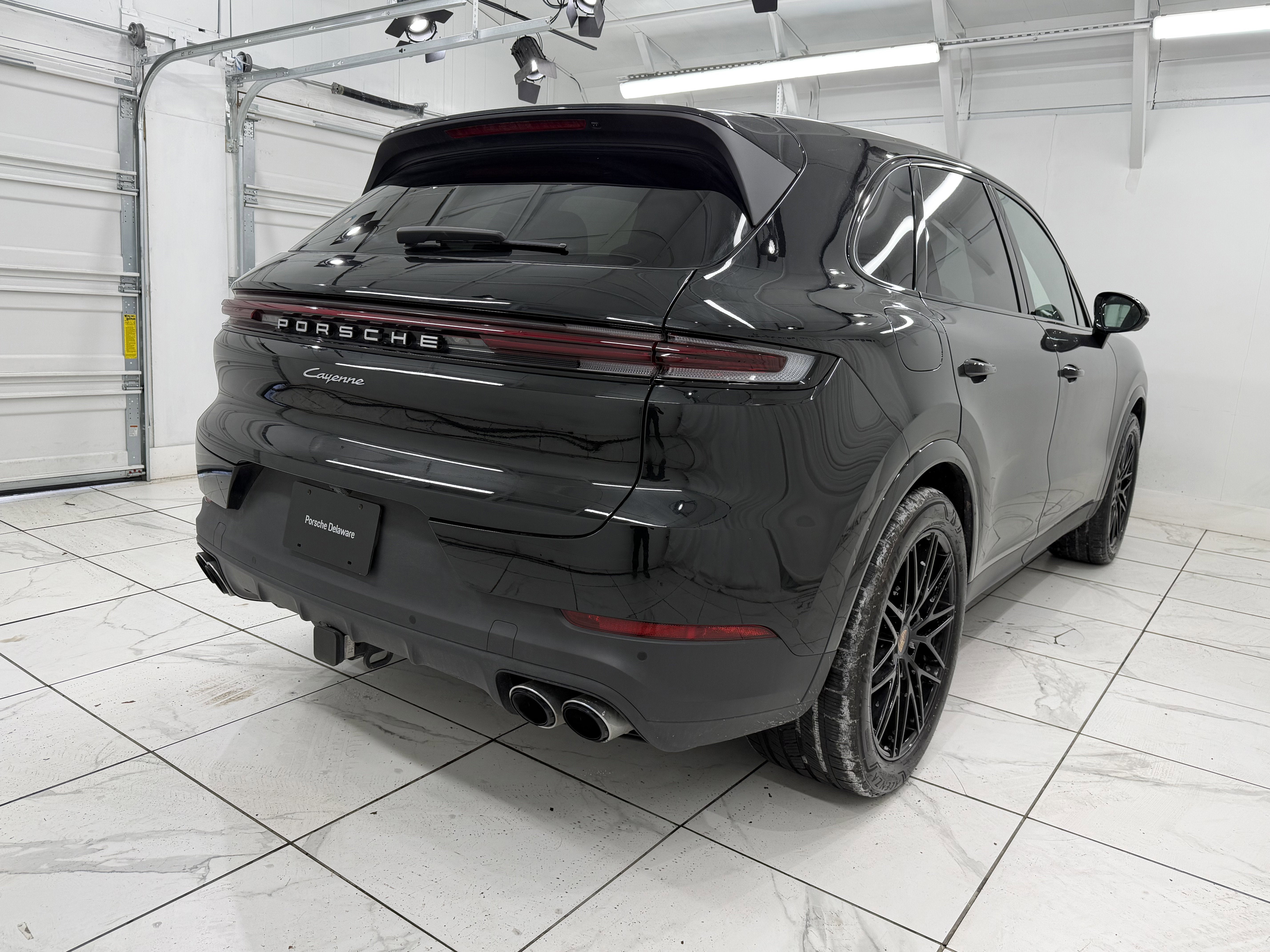 2025 Porsche Cayenne AWD