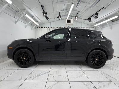 2025 Porsche Cayenne AWD
