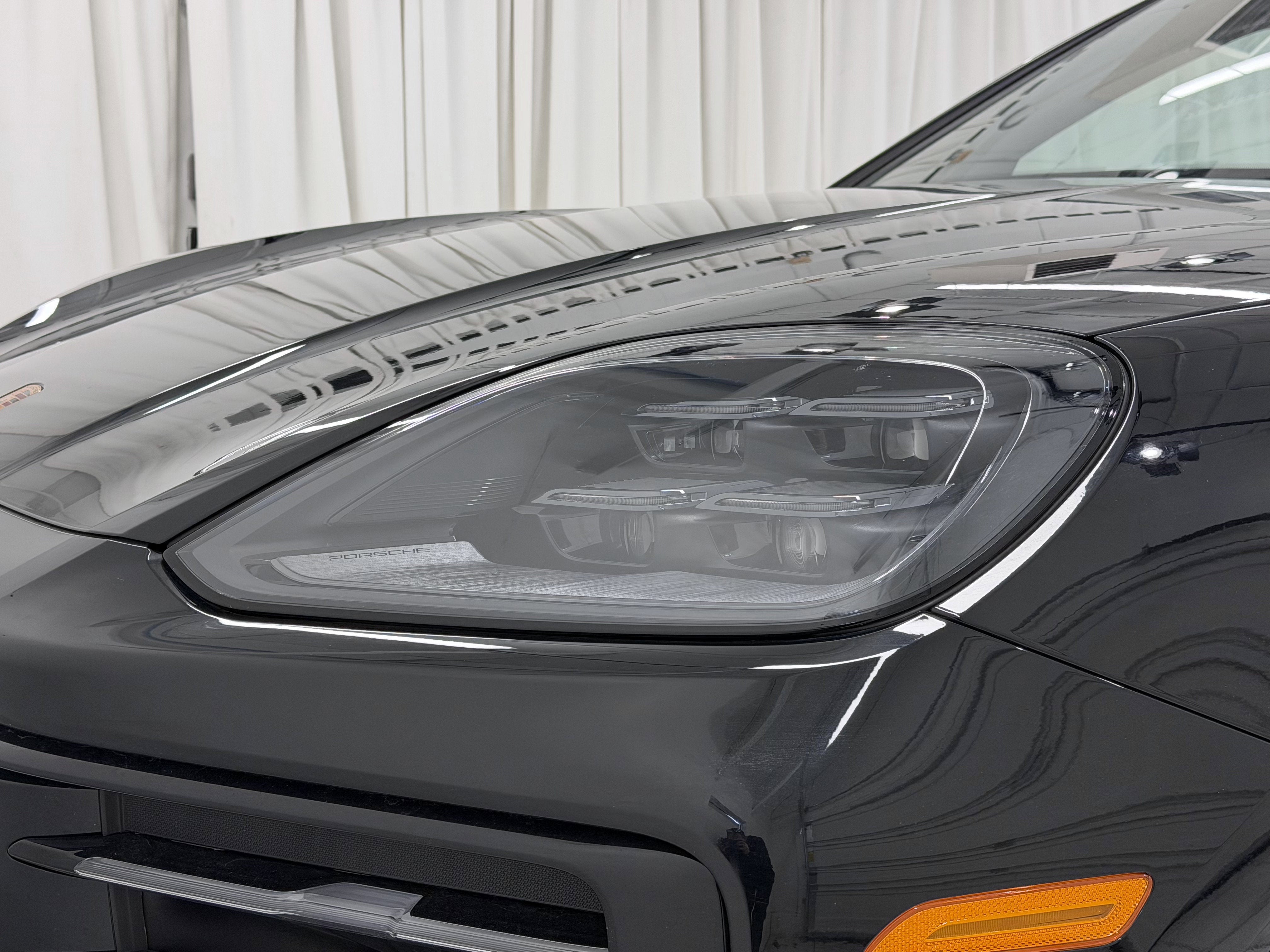 2025 Porsche Cayenne AWD