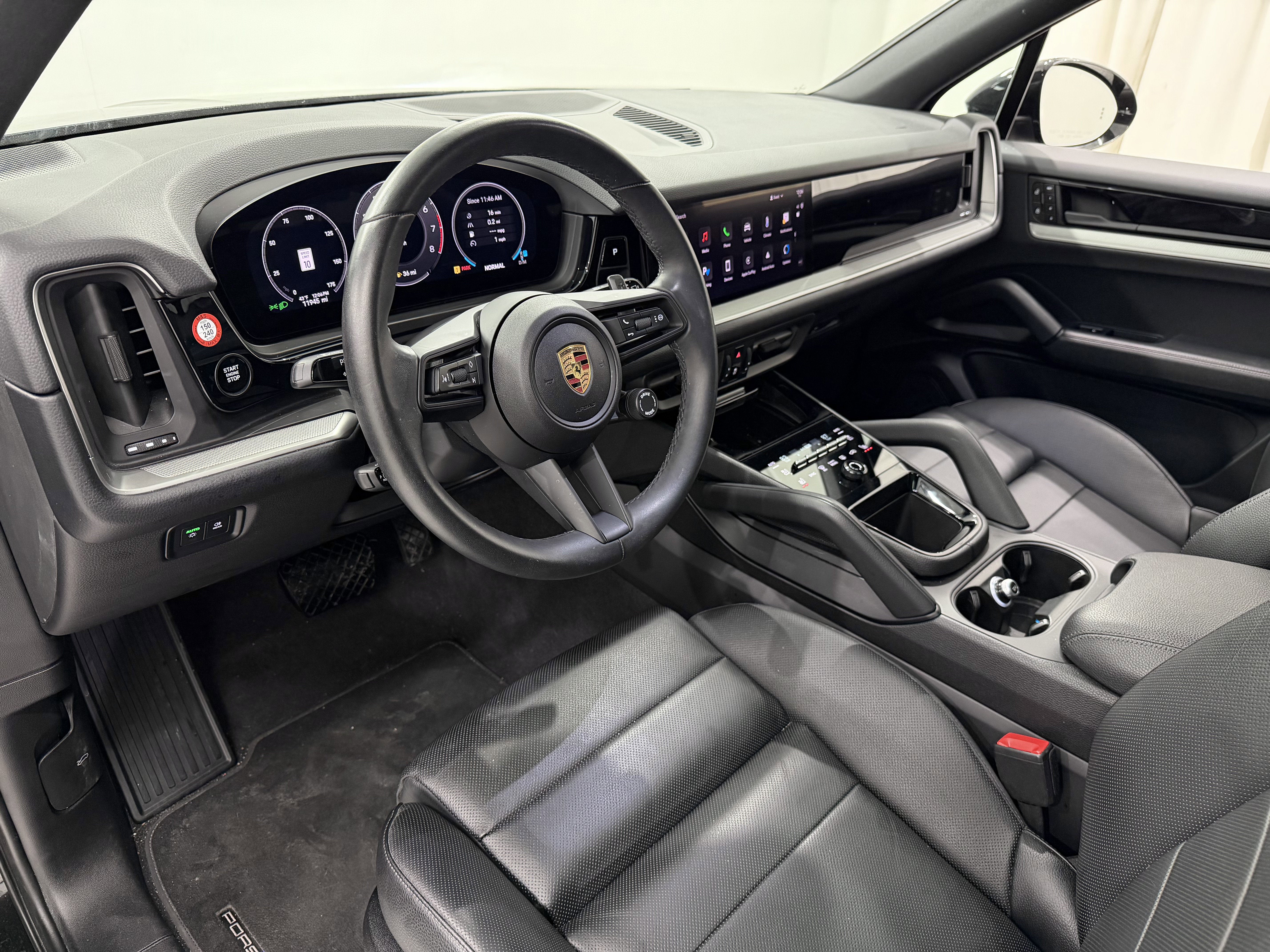 2025 Porsche Cayenne AWD