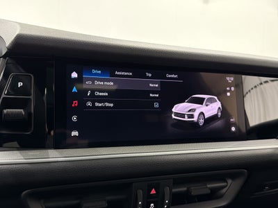 2025 Porsche Cayenne AWD