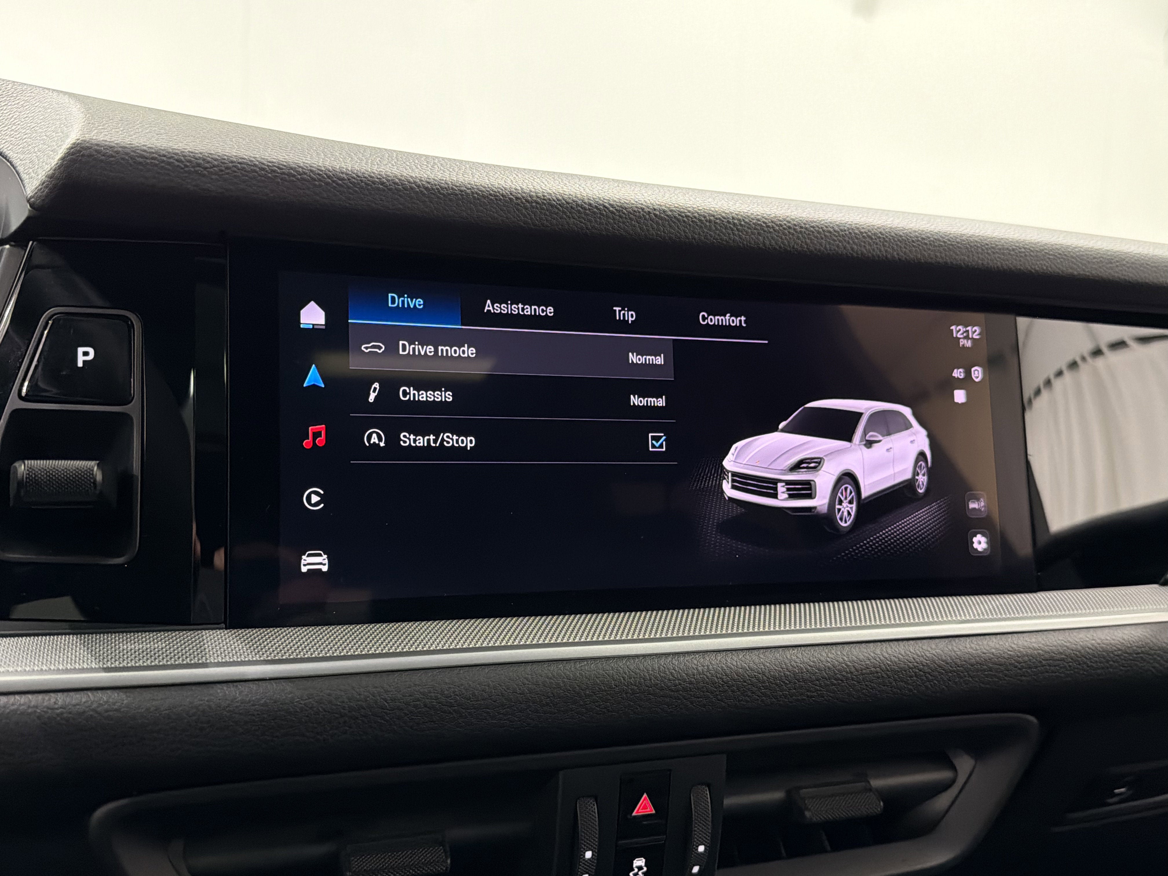 2025 Porsche Cayenne AWD