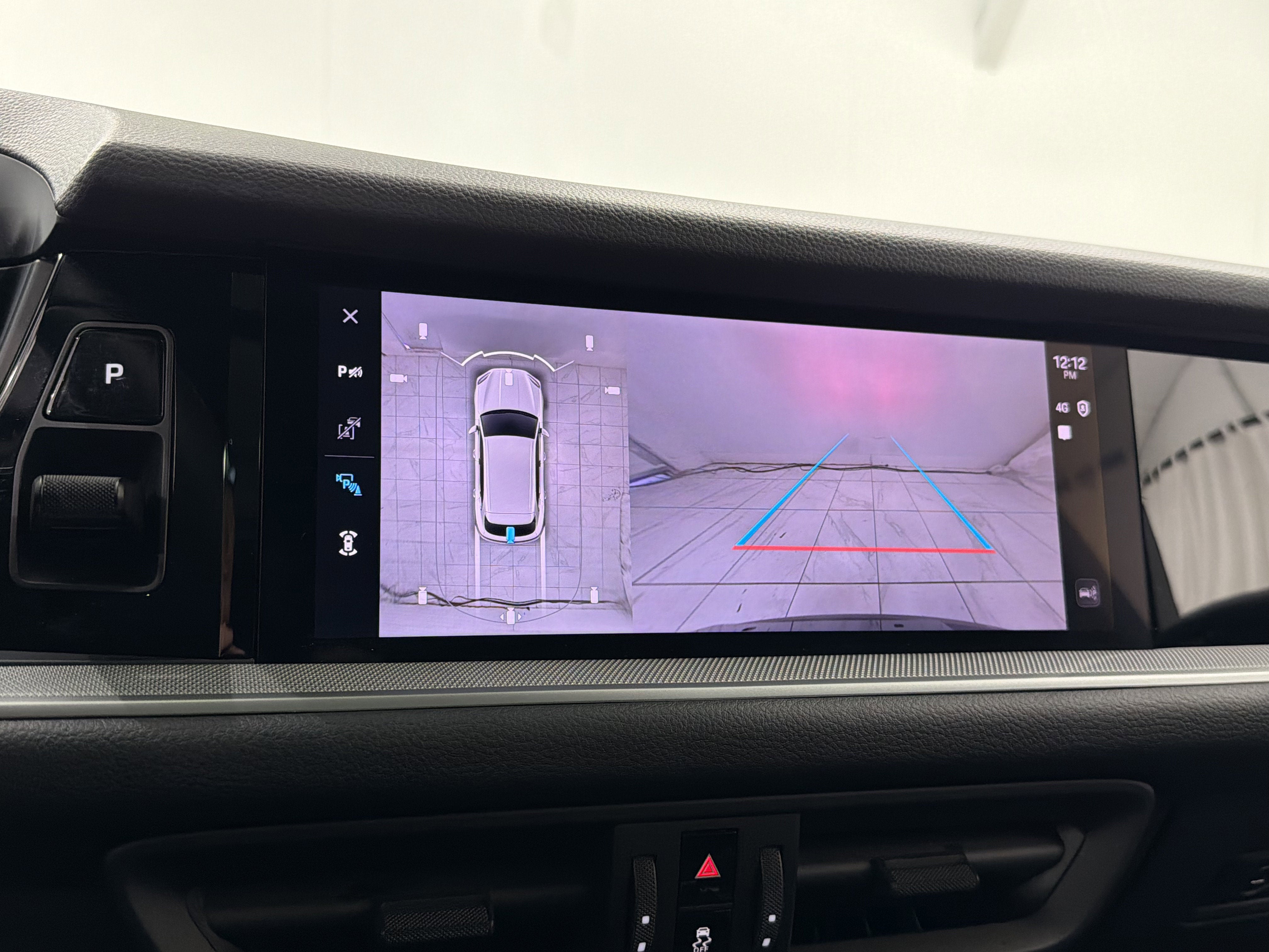 2025 Porsche Cayenne AWD