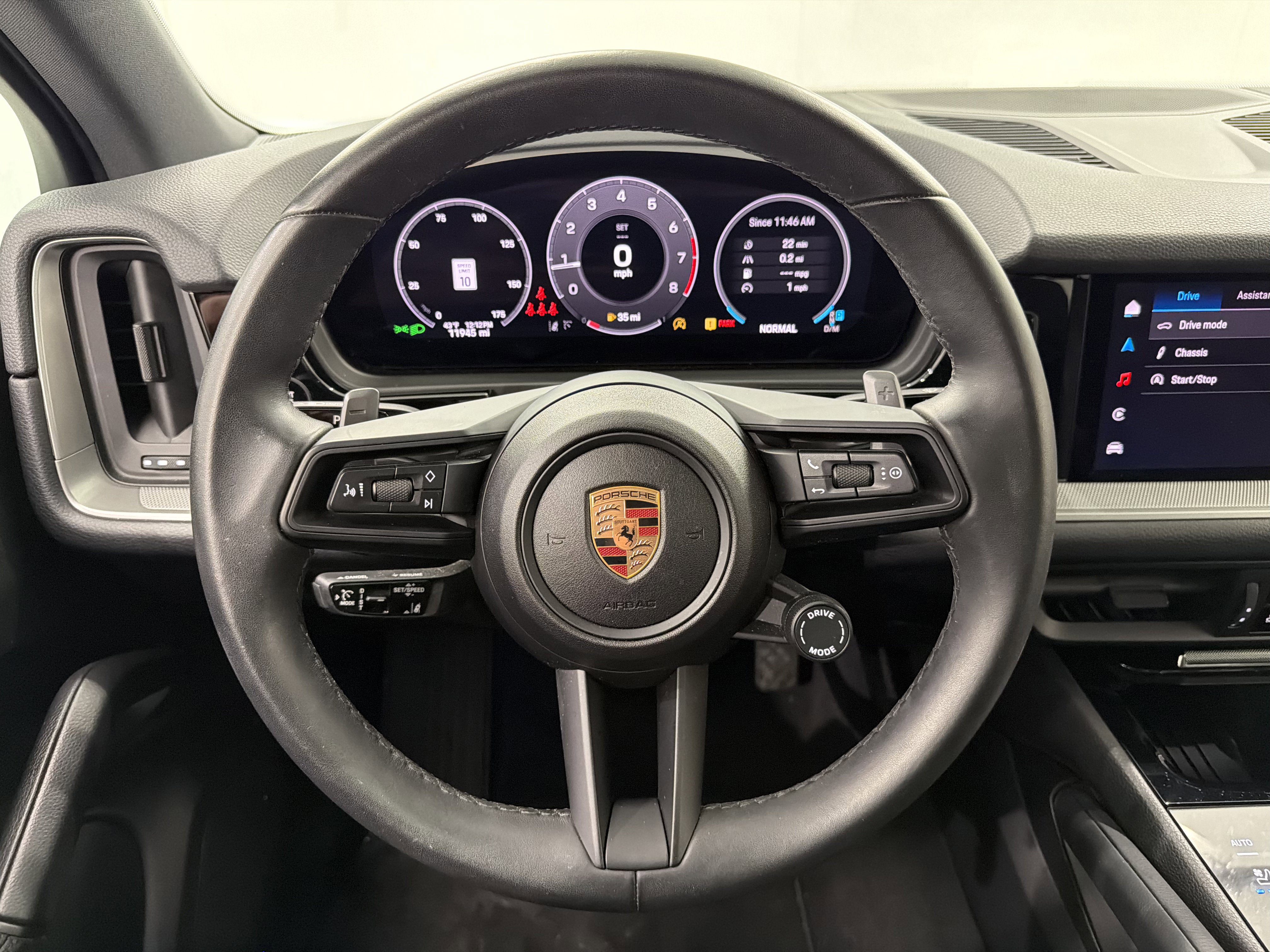 2025 Porsche Cayenne AWD